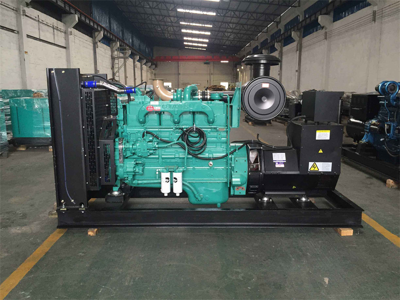 舟曲发电机出租租赁如何保证柴油发电机组的正常运行？