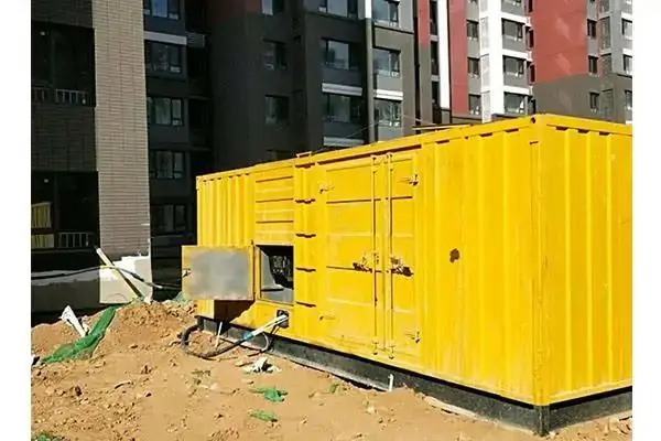 舟曲发电机租赁中燃油压力过低会对发动机的哪些部件造成损坏？